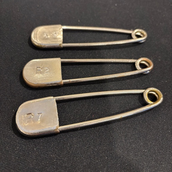 Lot Of 3 Vintage Military Laundry Horse Blanket Safety Pins 4 1/4” - Picture 1 of 5